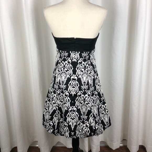 White House Black Market dress - Picture 3 of 6